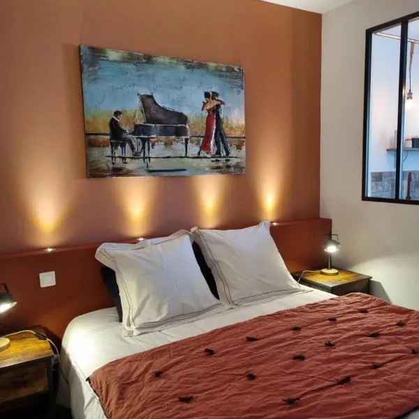 Les lofts – hotel w mieście LʼIsle-sur-la-Sorgue