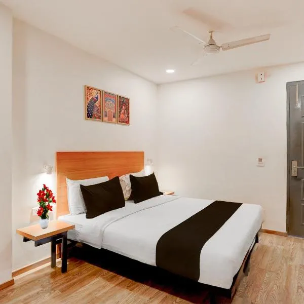 Super OYO Townhouse Deva Road Lucknow, hotelli kohteessa Lucknow
