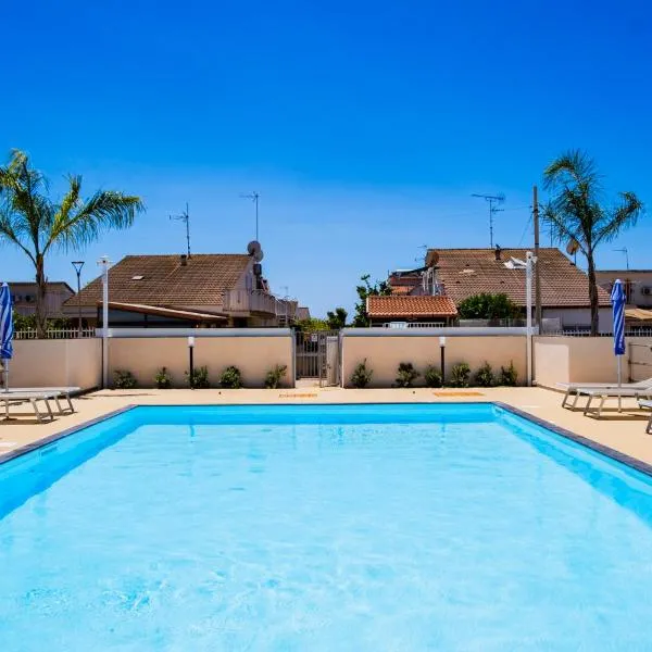Residence Casuzze, hotel in Marina di Ragusa