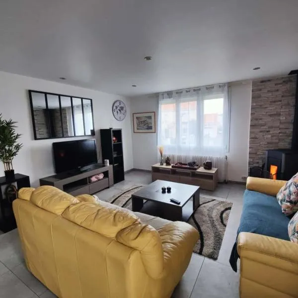 Maison calme pour 6 personnes, hotel in Mouilleron-le-Captif