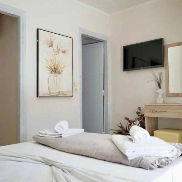 Pythari Summer House โรงแรมในลากานาส