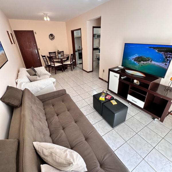 Apartamento Amplo I 8 Minutos do Mar 5 Hóspedes