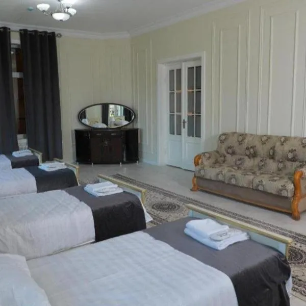 Bodomzor Family Hotel, hotel in Salor Bekati