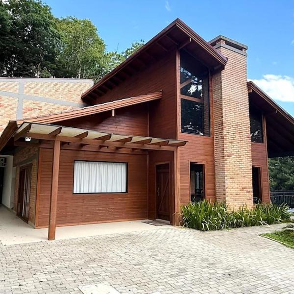 Casa Alba - Chácara com lago e cinema em Curitiba