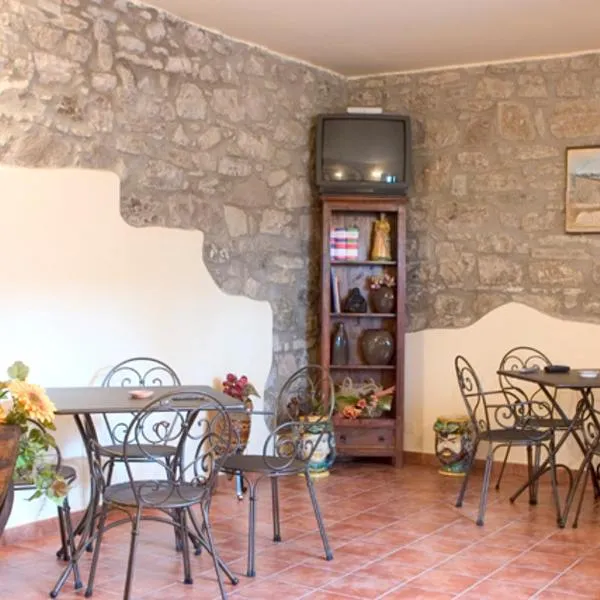 Il Baglio di Nonna Clelia, hotel in Scillato