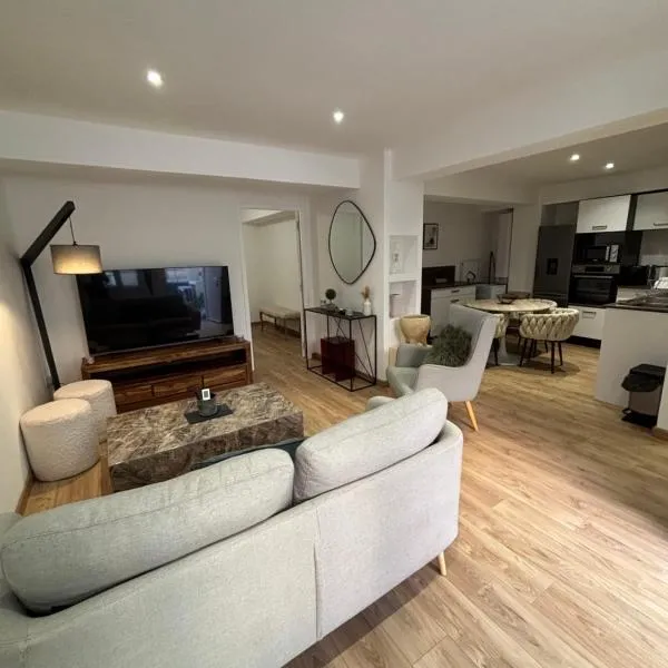 Appartement Ajaccio T3, hotel en Ajaccio