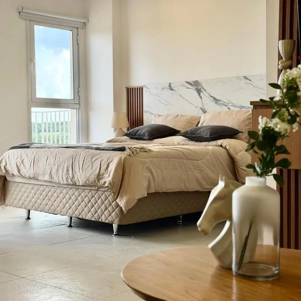 Apartamento nuevo monoambiente cerca de Asunción 605, hotel em Luque