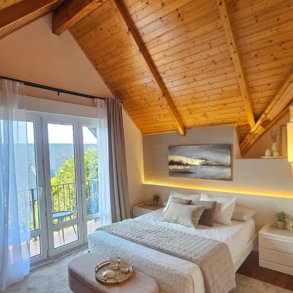 VILLA PANGEA Habitaciones Boutique - Camino del Norte - Castro Urdiales, hotel din Castro-Urdiales