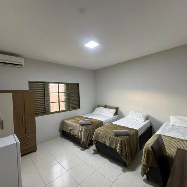 Alvorada Hospedagem, hotel u gradu Jataí