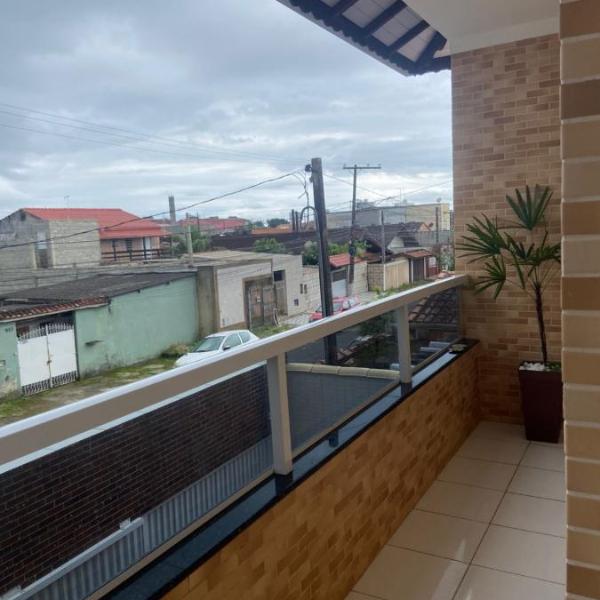 Casa na praia grande