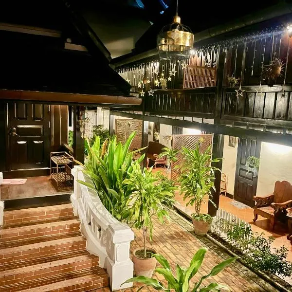Villa Phathana Royal View Hotel, hotel in Luang Prabang