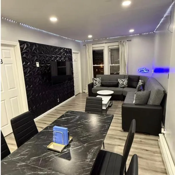 EWRBNB- Private bedroom in a Well Spaced Shared Apartment 4, hotel u gradu 'Elizabeth'