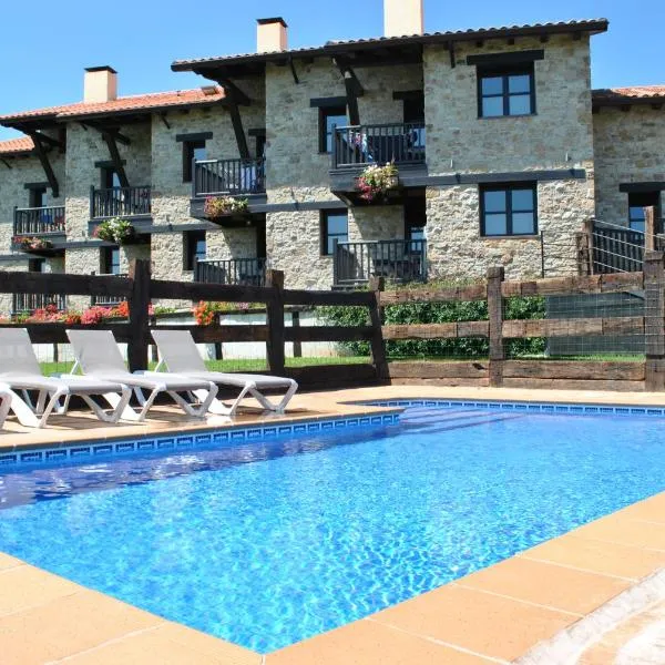 Isla में, होटल Apartamentos Spa Casco Histórico de Isla - ALOJATEISLA