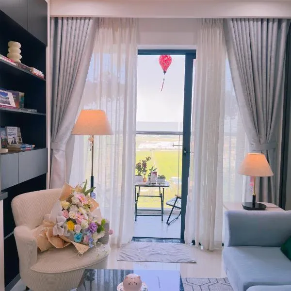 LoveHome-Luxury&chill Huecity Apart-2bedroom-Pool, hotel in Hue