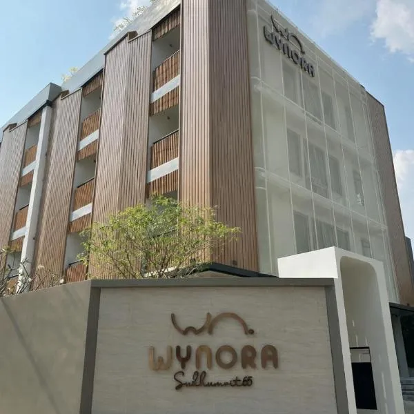 Wynora Hotel, Hotel in Khlong Toei