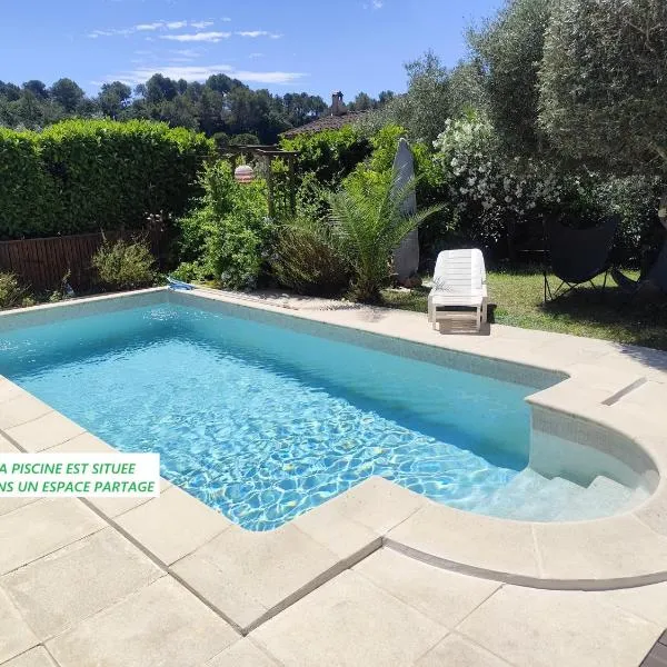 Les Chênes Verts、ヴァルボンヌのホテル