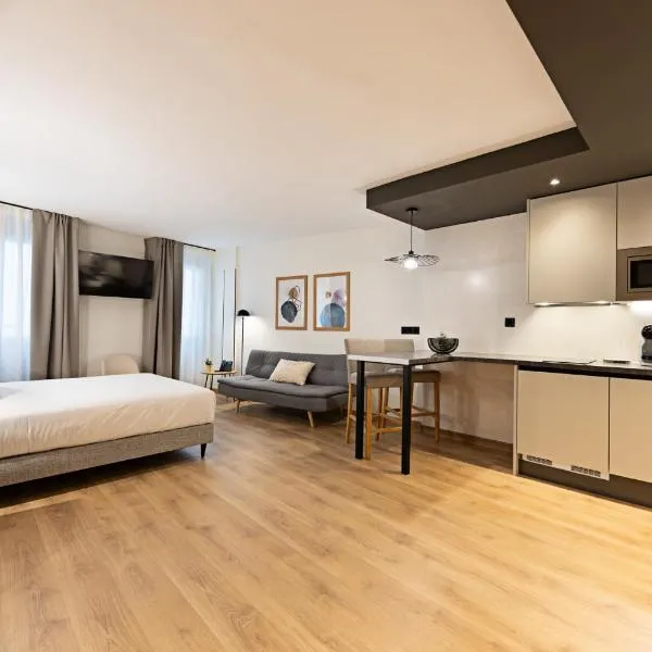 Colón 27 – hotel w mieście Palencia