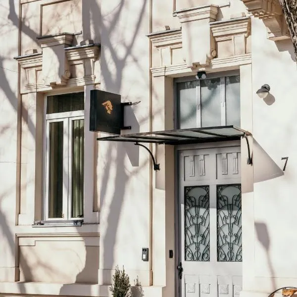 Artist hotel, hotel u gradu Subotica