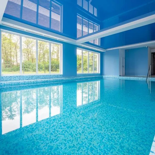 Błękitna Fala Resort, hotel v destinácii Dąbki