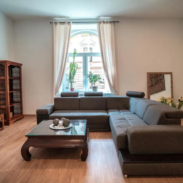 Peony Apartment, hotel i Kroměříž
