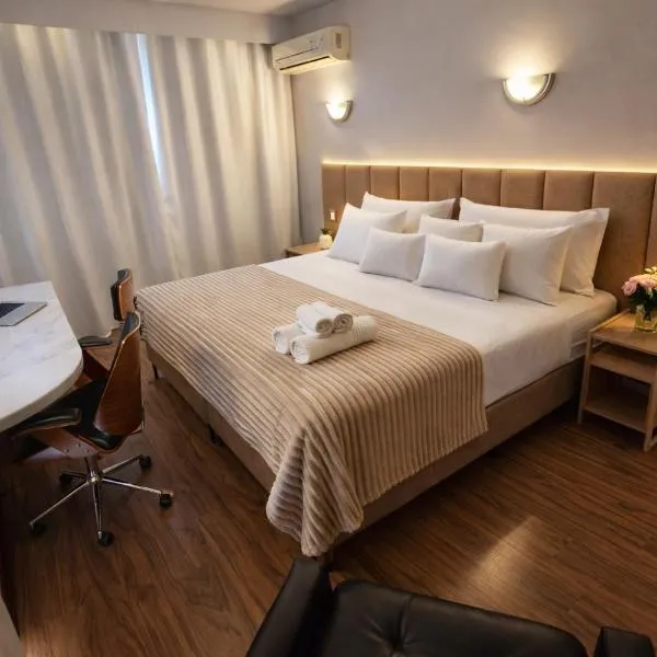 Novo Santoni Hotel Guarapuava、グアラプアバのホテル