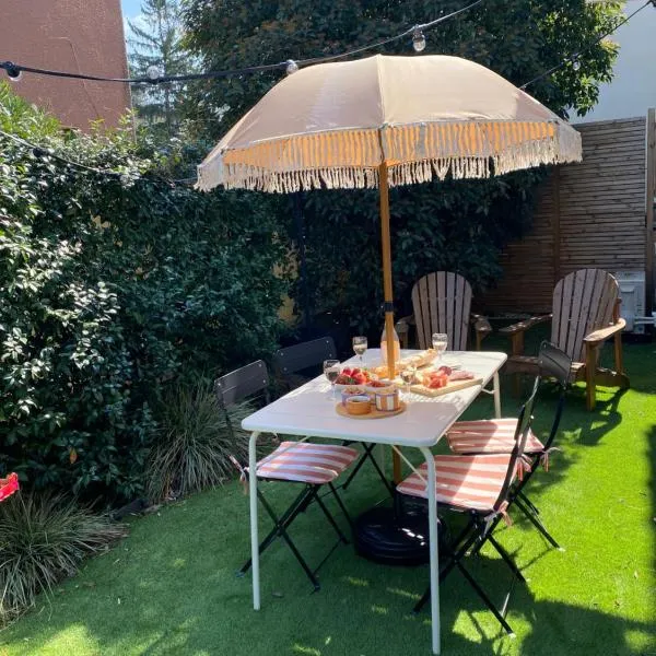 Casita Valence - Petite maison de charme - Parking gratuit & Jardin Privé: Valence şehrinde bir otel