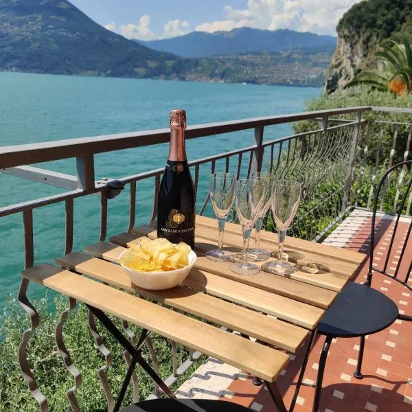 Peaceful Lakefront, hotel em Marone
