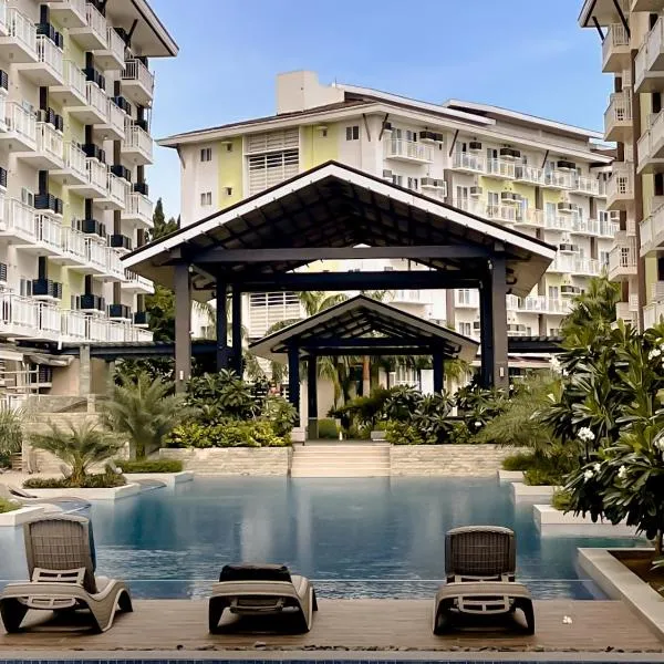 Resort Style Studio near Mactan - Cebu Airport - with Pool & Gym, מלון בPusok