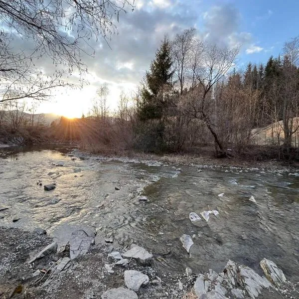 River House, hotel en Lazeshchyna