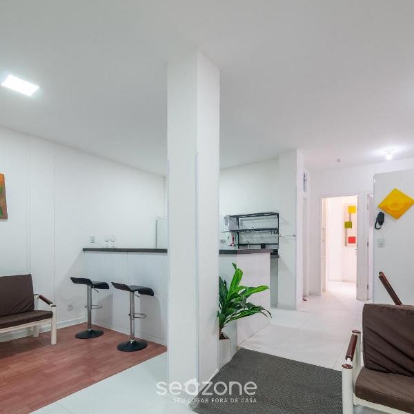 Apto 2 Quartos em Salvador LEB0101