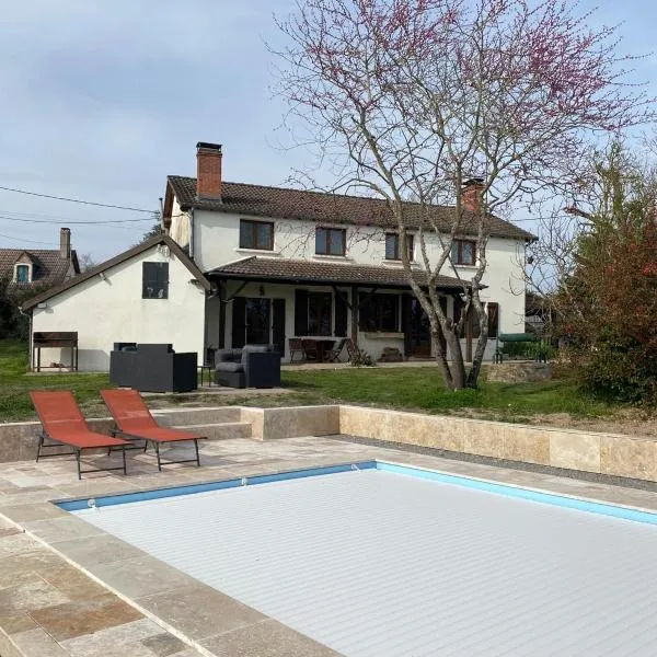 Maison de campagne – hotel w mieście Touchay