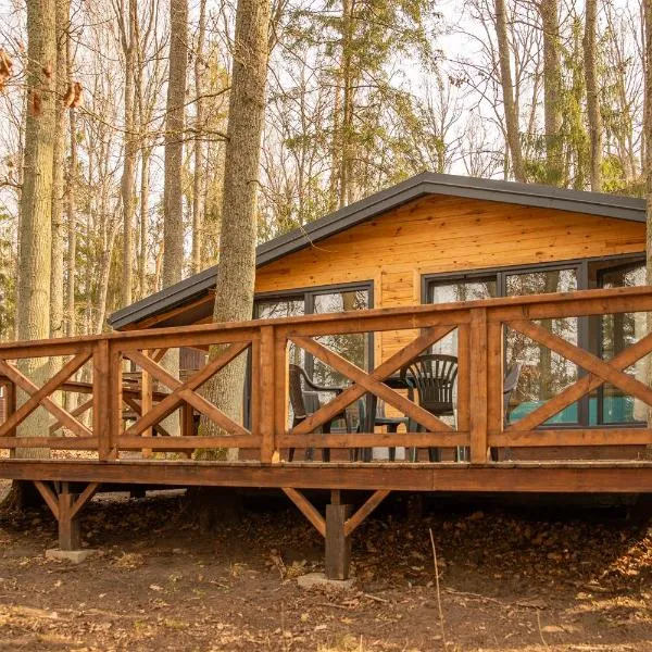 Nova Mazury, hotel i Święta Lipka