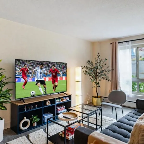 2 BR next to Convention Center in downtown Seattle, Great for World Cup Attendees!, hotel a Seattle