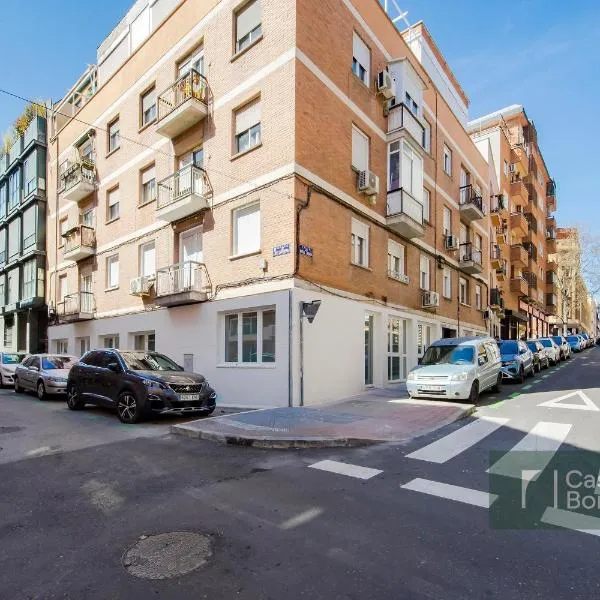 Tu Casa Bonita en Avenida América، فندق في مدريد