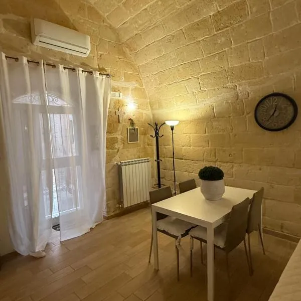 La casa nel tufo, hotel din Canosa di Puglia