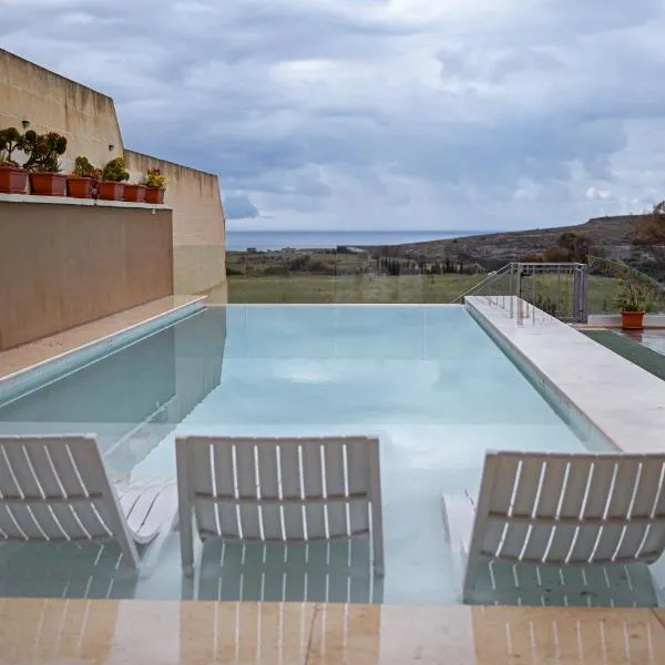 Ta' Battista B&B with Pool - Gozo, hotel in Xewkija