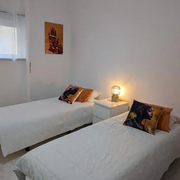 Cozy large rooms in Minde, Fatima, hotel di Minde