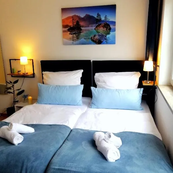 Modern Living Göggingen, 4 Min zur Messe, Tram 50m, hotel din Augsburg