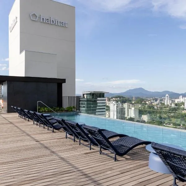 Loft a 400 metros da Vila Germânica com vaga de garagem,, hotel en Blumenau