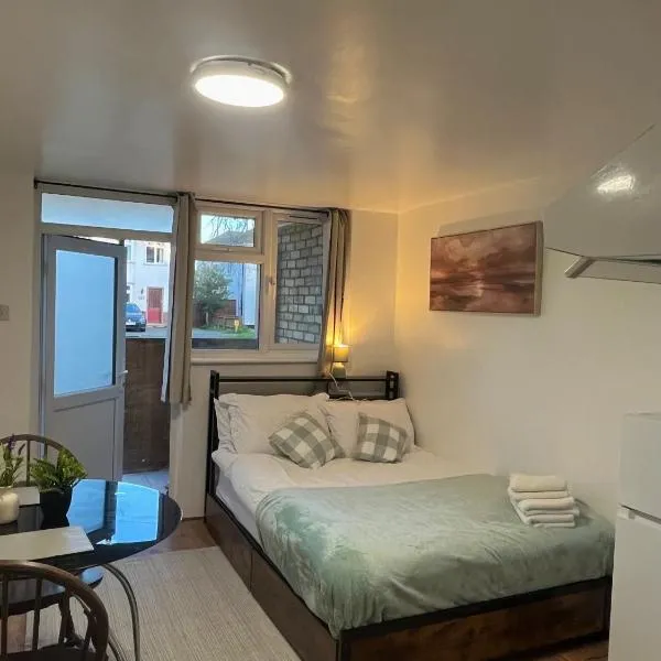 Studio near Addenbrookes and Centre By Miller Residence, hotel din Cherry Hinton