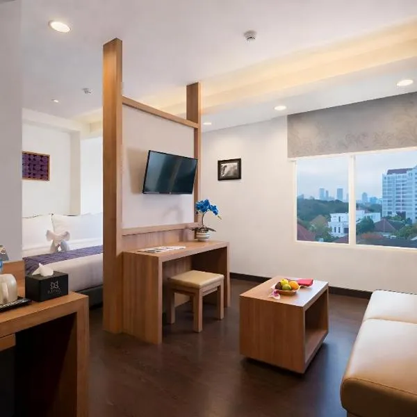 BATIQA Hotel Darmo - Surabaya、スラバヤのホテル