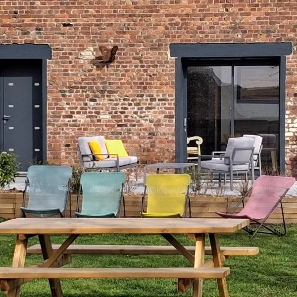 Gîte du Papillon CALUTRE Domaine du Papillon CALUTRE, hotel a Carvin