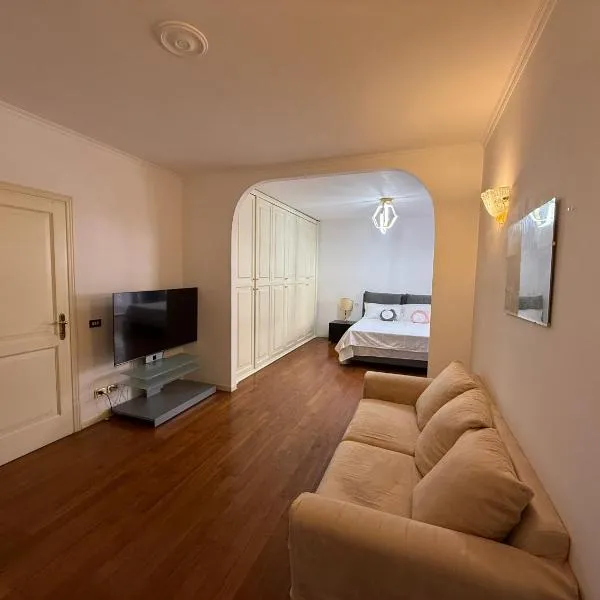 Gt holiday, hotel in Rome