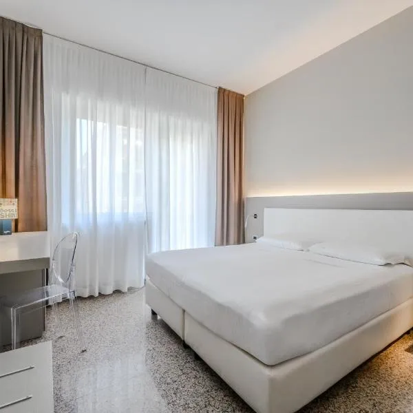 Hotiday Diano Marina, hotell i Diano Marina