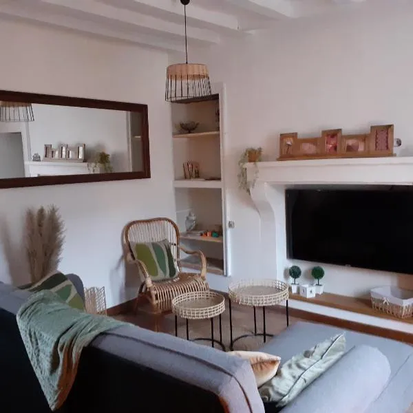 Gite Le Cozy, hotel v destinaci Val-au-Perche