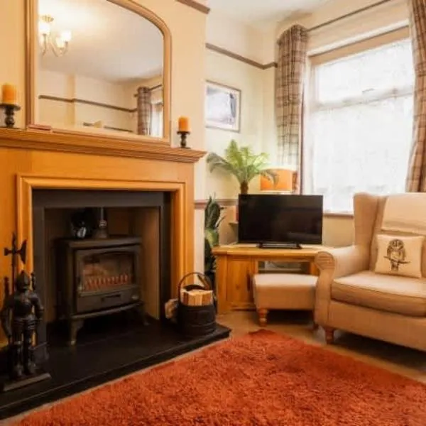 Wirral Retreat Cosy Cottage Near Port Sunlight, отель в городе Беркенхед