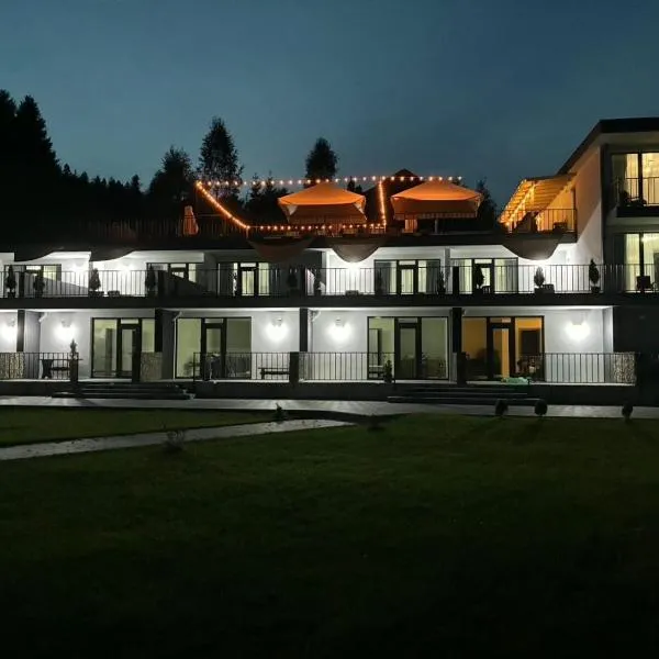 Zveniv Resort, hotel Orjavcsikban