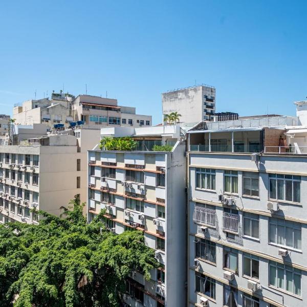 Apt em Ipanema com Varanda, Piscina & Sauna perto da Praia