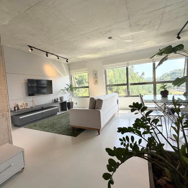The Green Hill Apartamento na Praia Brava com Piscinas Playground e Academia