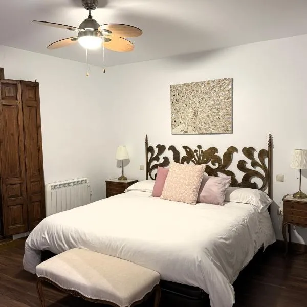 Apartamentos rurales 'Los Soportales', khách sạn ở Tendilla